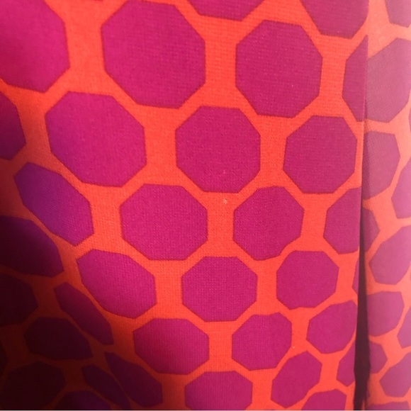 ASOS Twisted Wunder Frill Waist Detail Hexagon Printed Maxi Dress in Rust - Picture 15 of 16